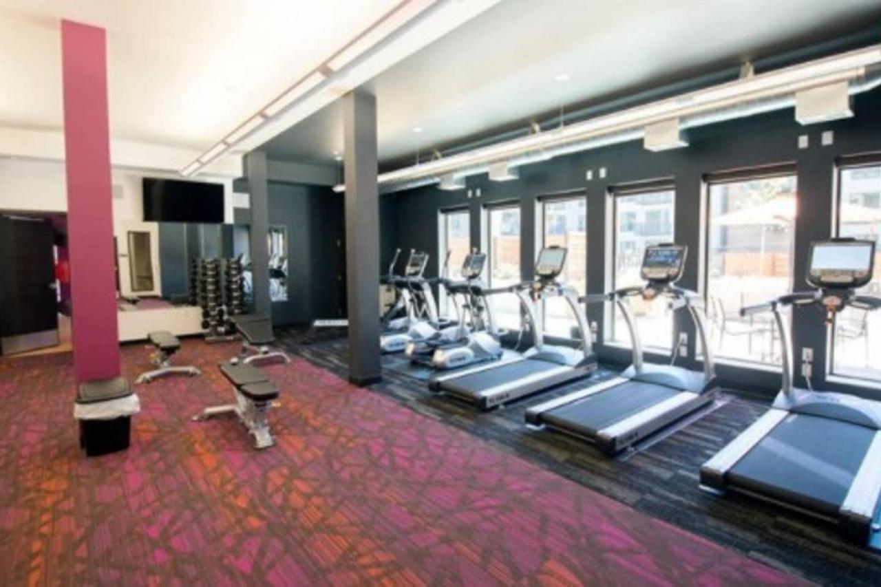 Frontdesk Confluence On 3Rd Apt Downtown Riverwalk Trails Des Moines Ngoại thất bức ảnh